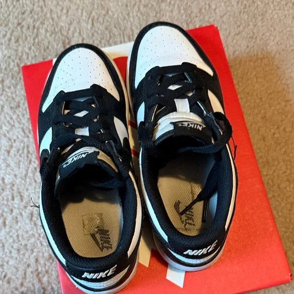 Nike Kids Black and White Sneakers - Picture 5 of 6